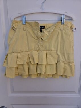 Bebe Lemon Yellow Tiered Ruffle Mini Skirt Vintage